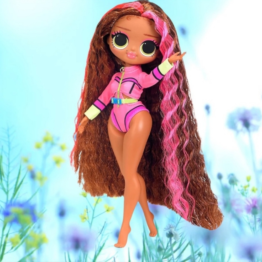 L.O.L Surprise! O.M.G. Swim‎ Doll's Coral Waves Pink Dress 9 Inches